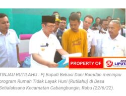 Pj Bupati Bekasi Tinjau Rutilahu Di Desa Setialaksana Program Pemkab 2500 Rumah Tahun 2022