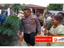 IPTU Irvan Robert Sitompul SH,MH Kapolsek Pagar Merbau Peduli Pada Warga Terkena Banjir Di Desa Bandar Dolok Deli Serdang