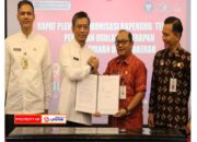 Kepala Divisi Pelayanan Hukum dan HAM Zulhairi Buka Rapat Pleno Harmonisasi Peraturan Gubernur