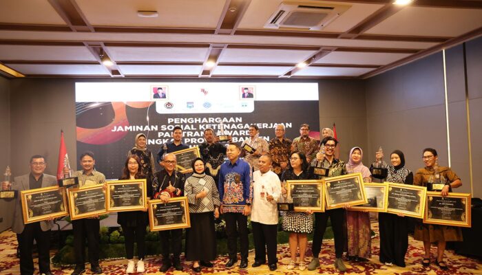 Paritrana Award 2024, Plh Sekda Provinsi Banten Virgojanti Ajak Perkuat Jaminan Perlindungan Sosial