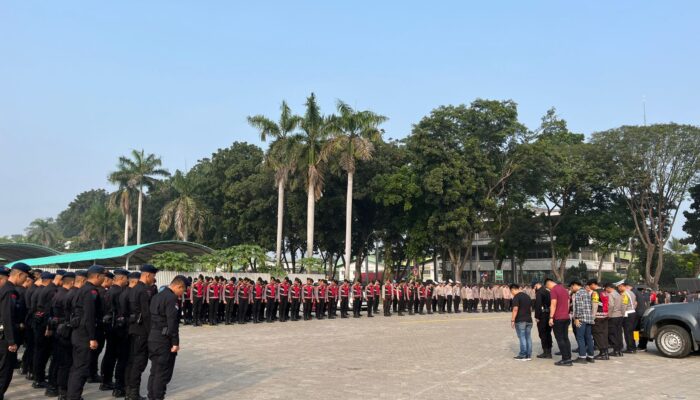 Polres Serang Melaksanakan Apel Pengamanan Aksi Damai Jilid V dari Presidium Masyarakat Banten Bersatu (MBB) ke PT. Nikomas Gemilang