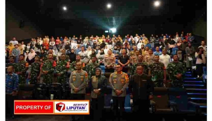 Film “Jangan Buang Ibu” Jadi Media Penguatan Untuk Pendidikan Karakter. Dihadiri KCD Pendidikan Wilayah III, Kapolres Kab.Bekasi dan Kapolres Metro Bekasi Kota.